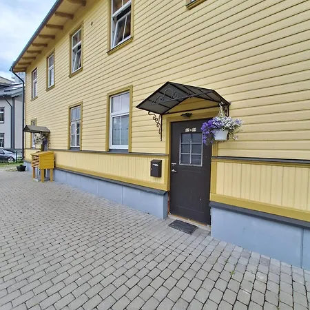 - Kadriorg With Free Parking *